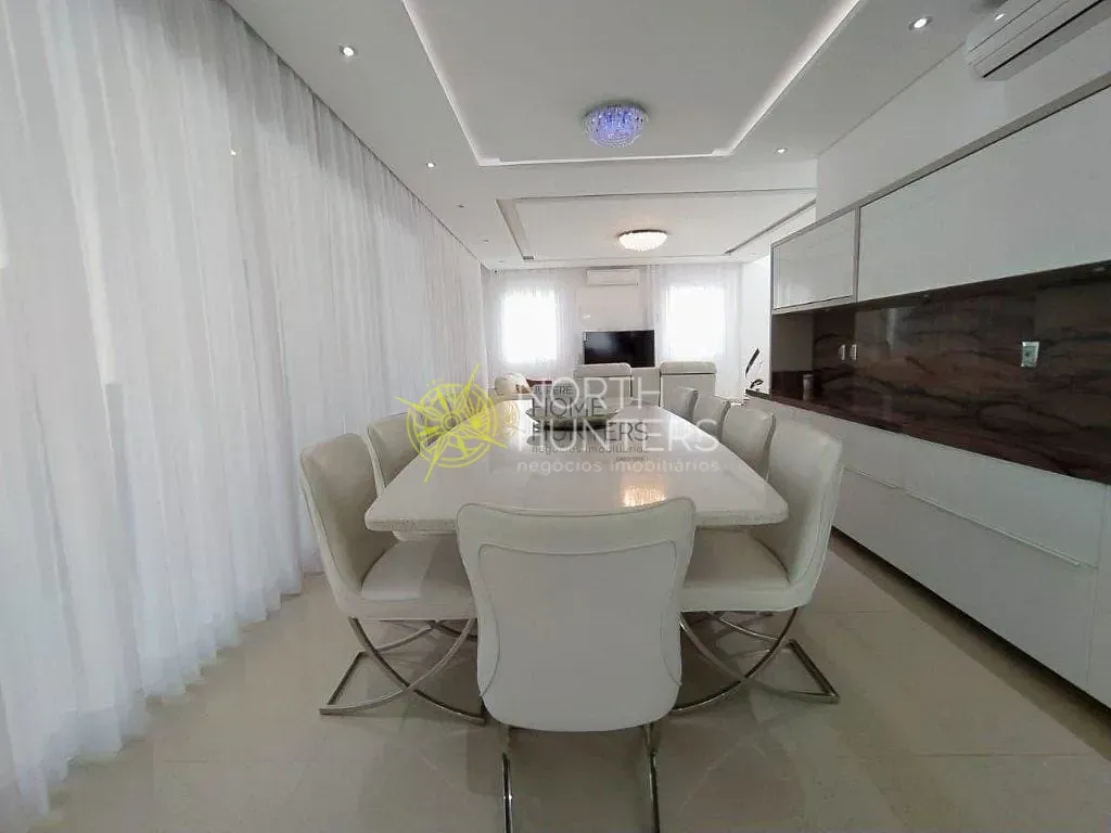 Casa com 6 suítes e 800 m² com 4 vagas — photo 15