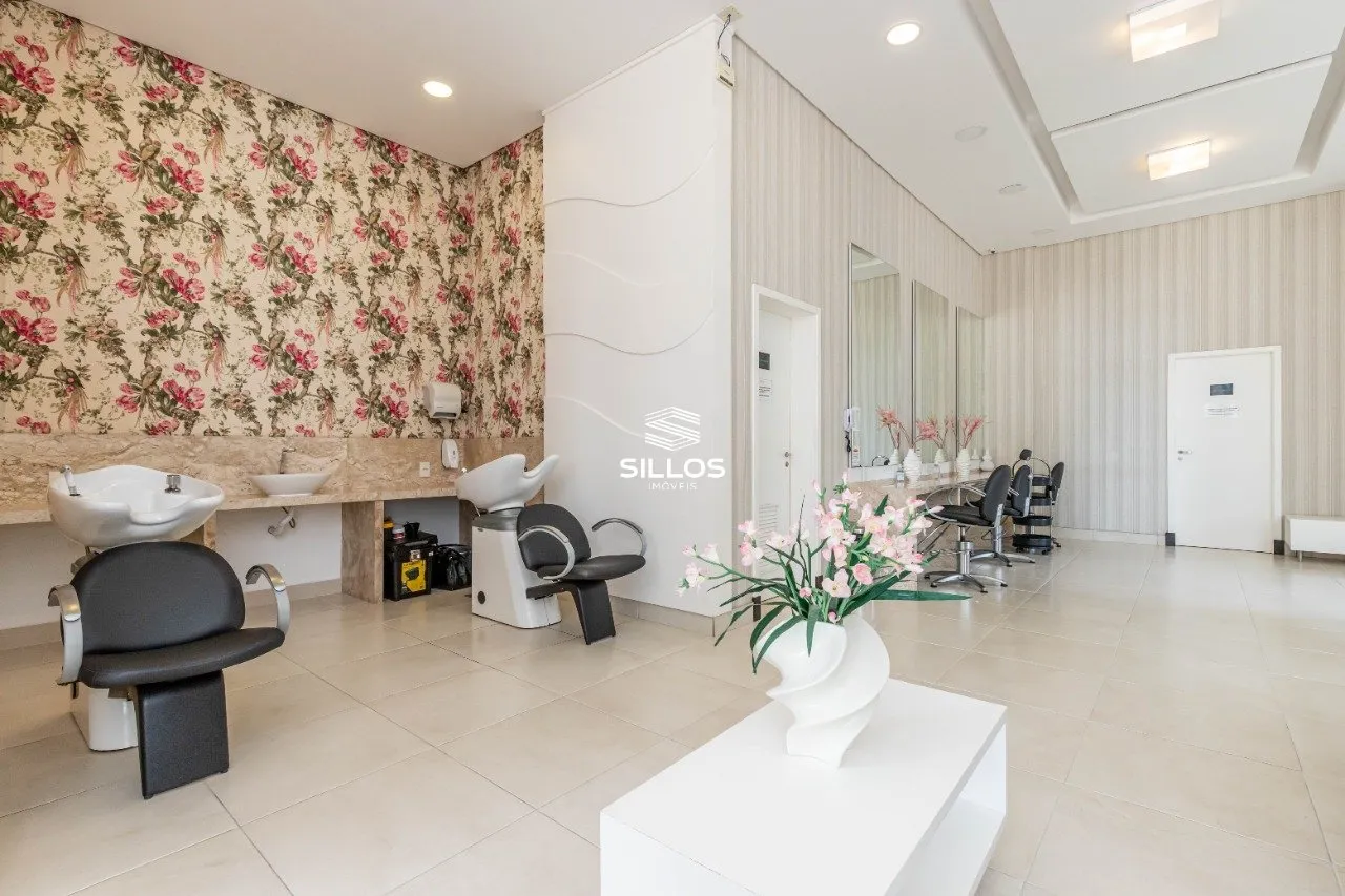 3-bedroom apartment with a bathtub in Curitiba — photo 44