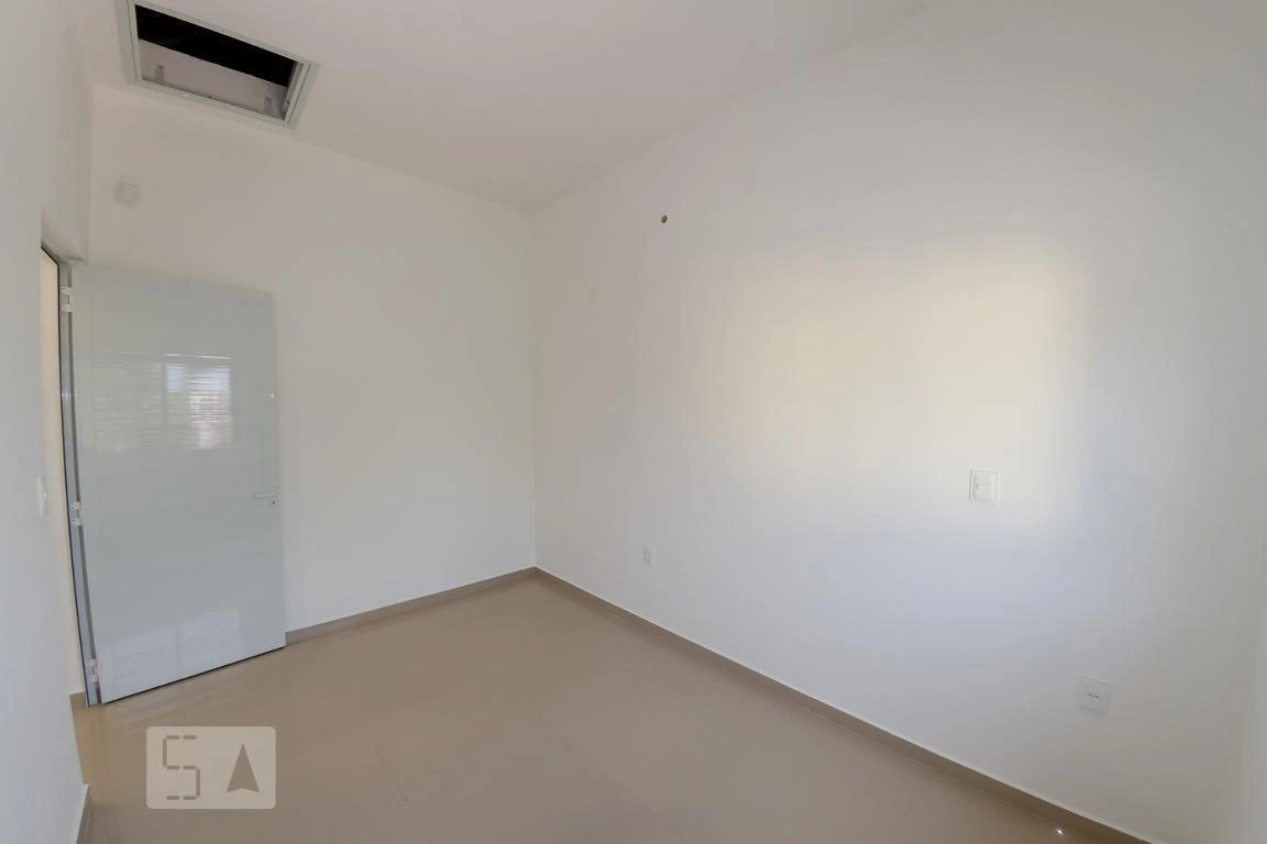 Casa para alugar com 2 quartos e varanda — photo 17