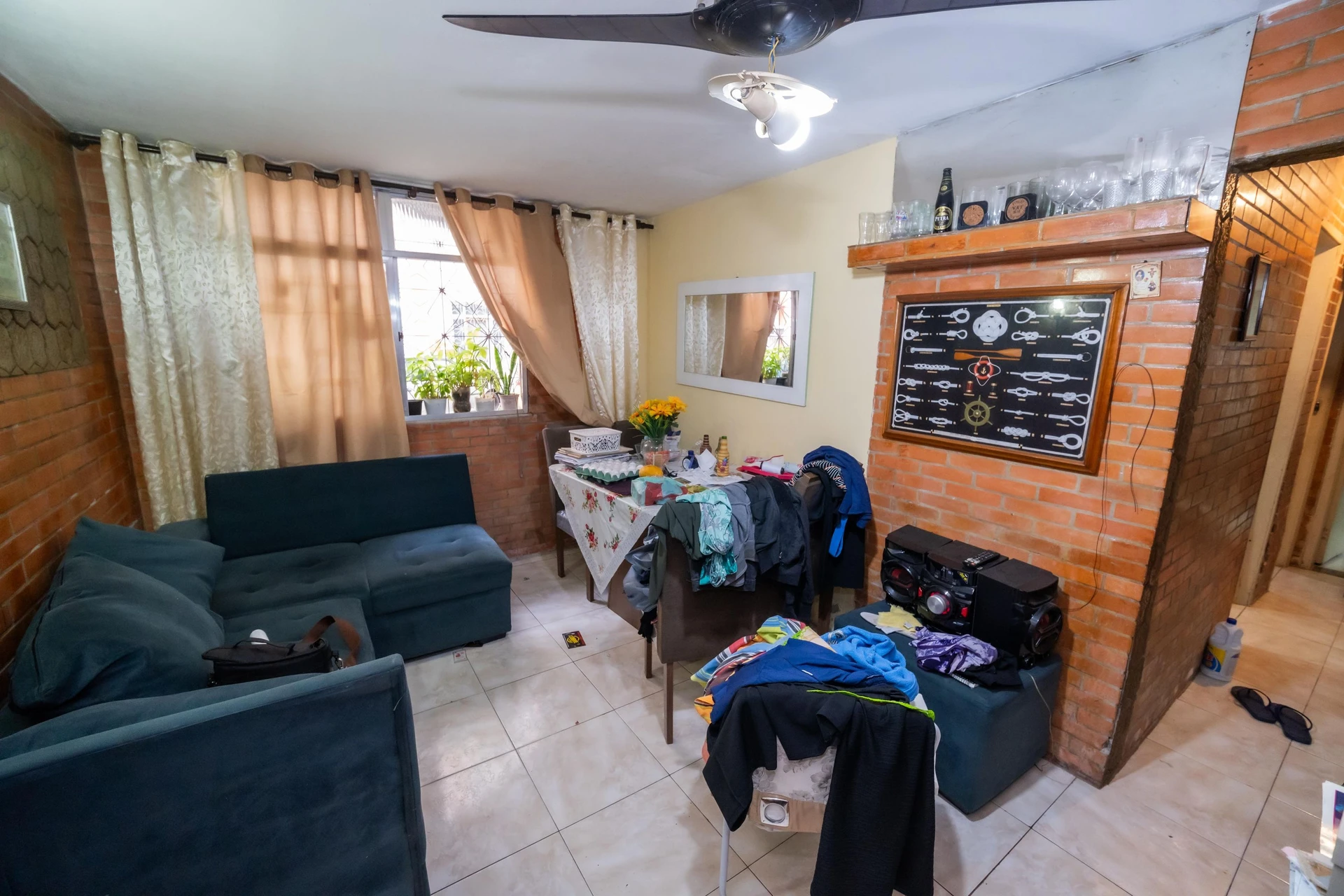 Furnished 2-bedroom apartment with 1 bathroom — photo 16