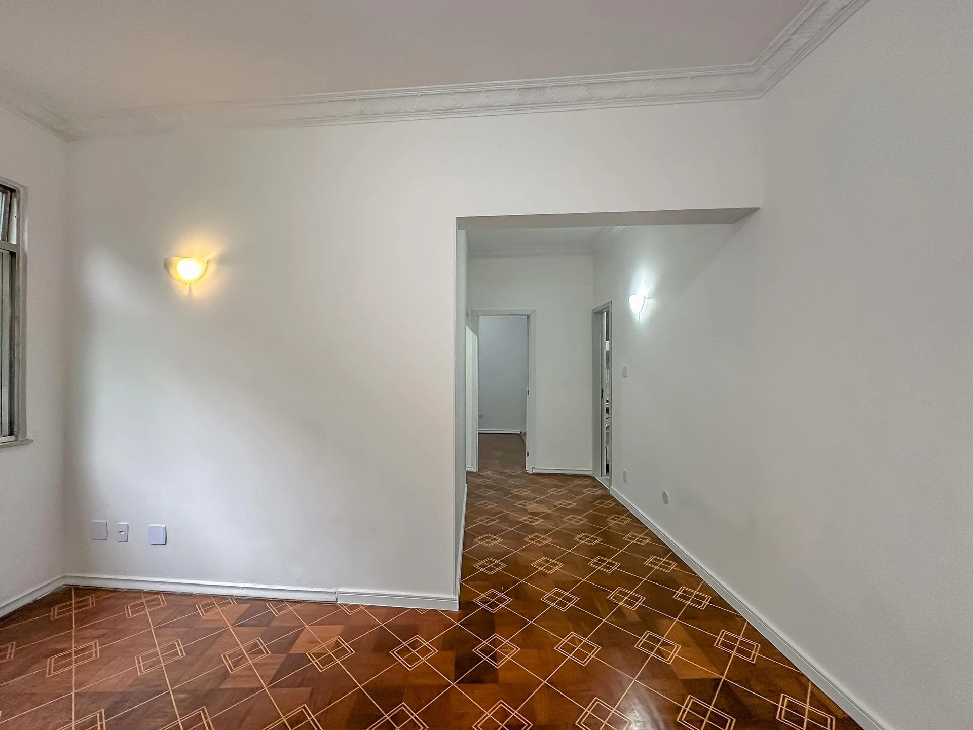 Mountain view in a 2-bedroom apartment, 76 m² — photo 40
