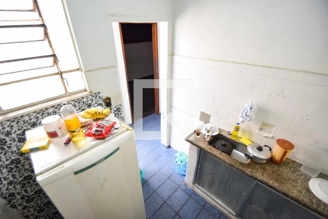 Apartamento mobiliado com 4 quartos e cozinha separada — photo 6