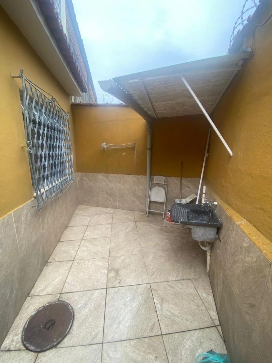 Single-storey house with 1 bedroom and tiled floors — photo 13