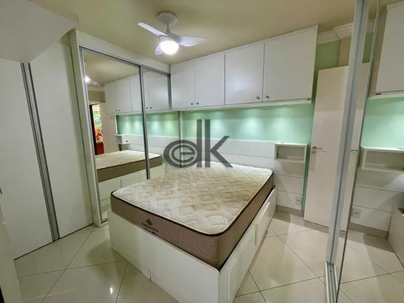 Furnished apartment, 98 m², with a glass-enclosed balcony — photo 3