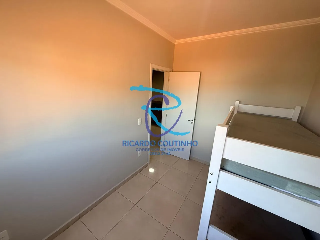 Furnished apartment, 64 m², with a washing machine — photo 10