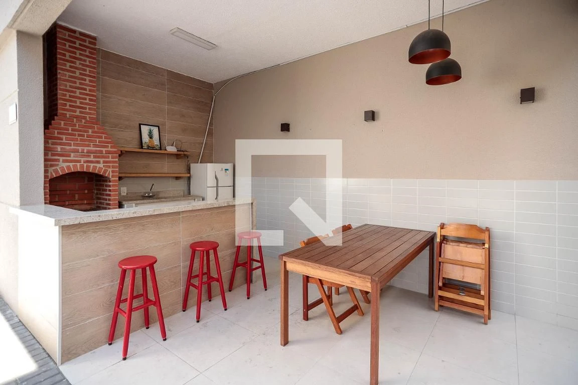 2-bedroom apartment with laundry area and 1 parking spot — photo 48