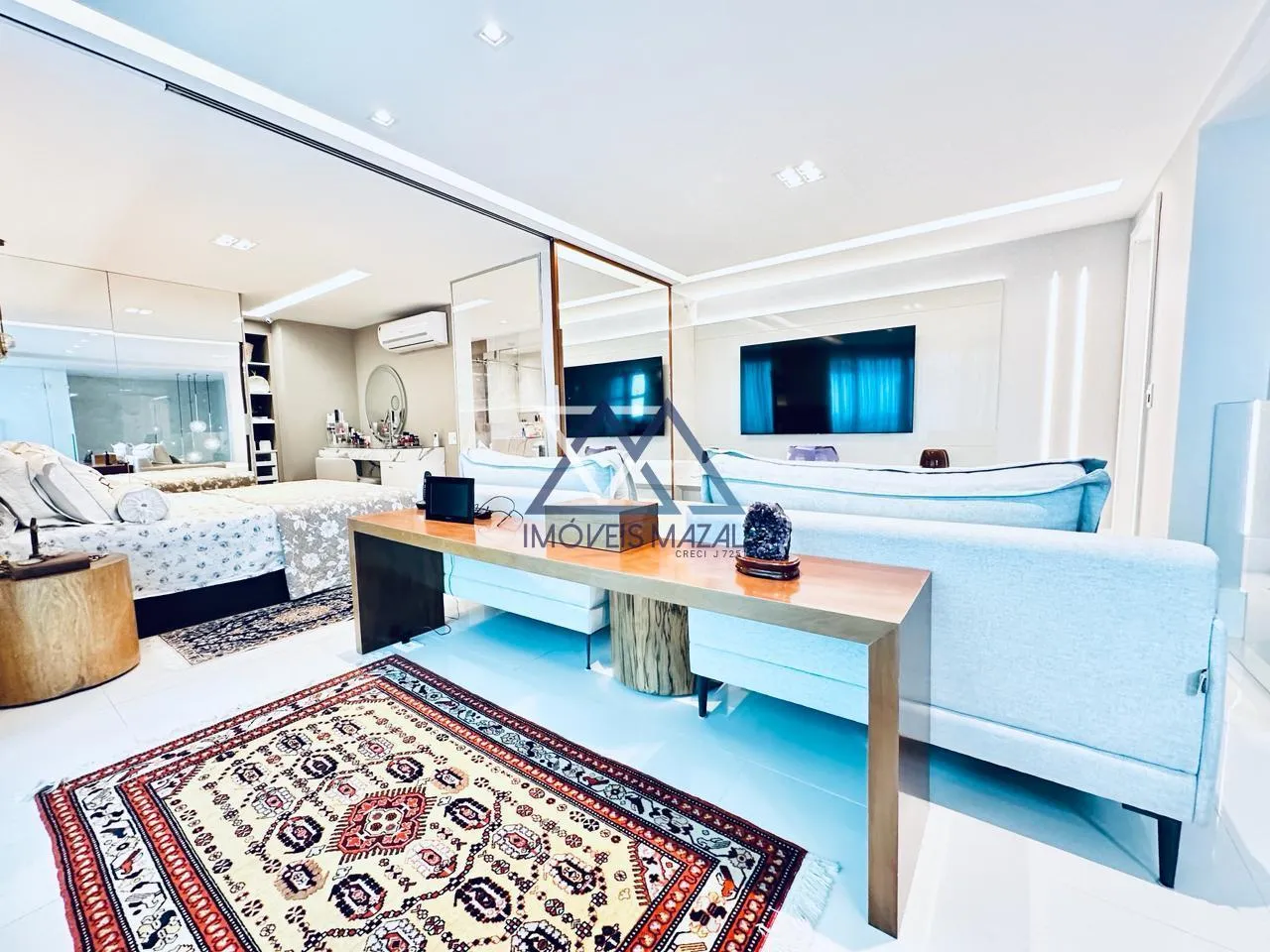Ванна та 1 спальня: квартира 200 м² — photo 48