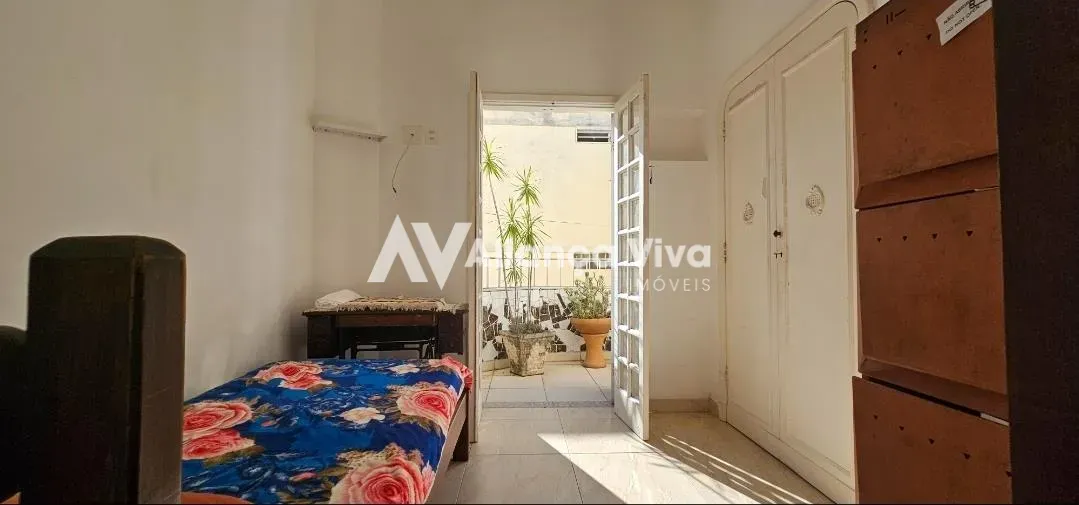 Apartamento mobiliado com 5 quartos e cozinha com fogão a gás — photo 36