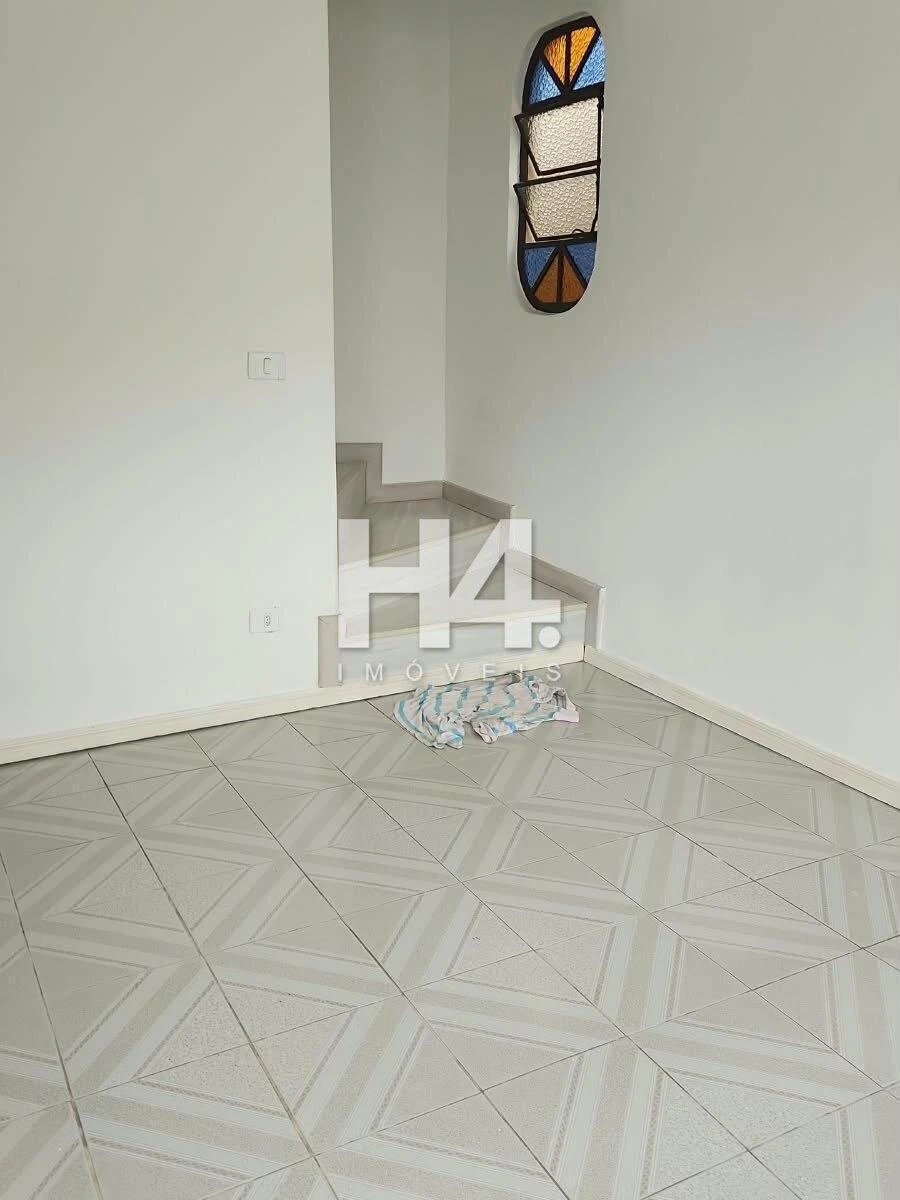 2-bedroom house with a washing machine in Curitiba — photo 12