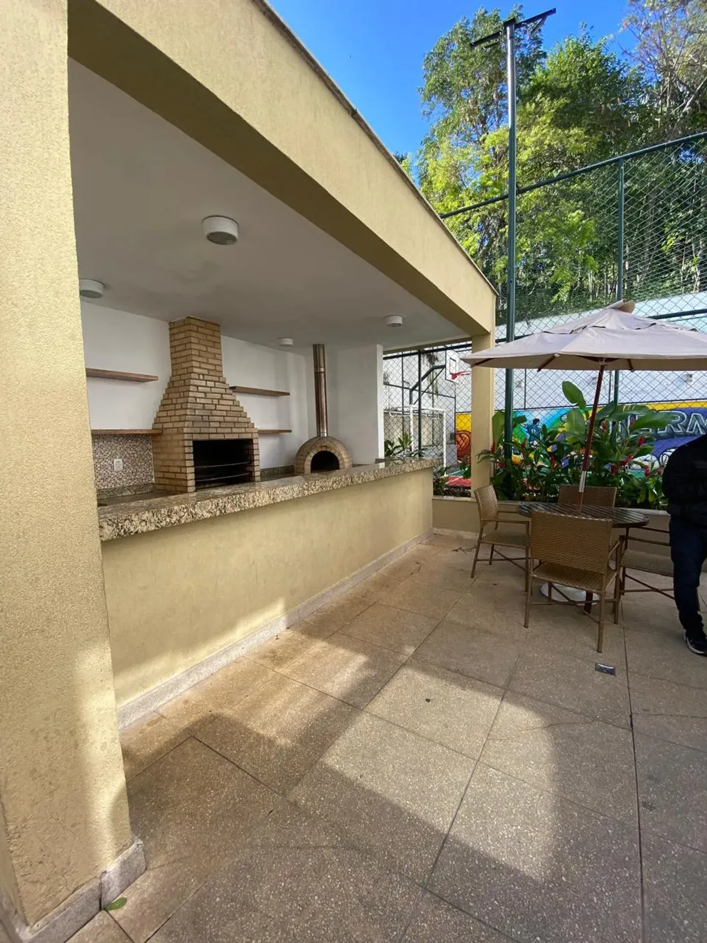 Apartment with 2 bedrooms and private garden — photo 30