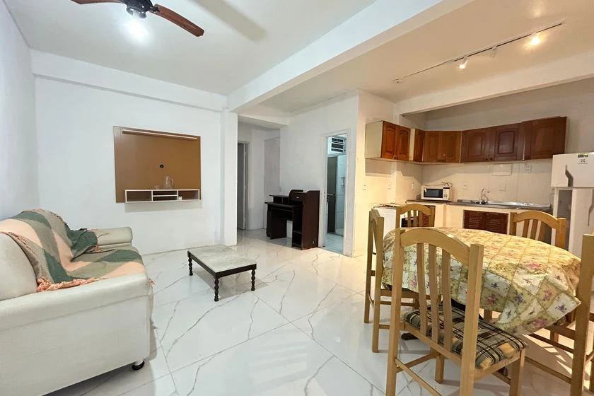 Apartamento mobiliado com 2 quartos e varanda — photo 5