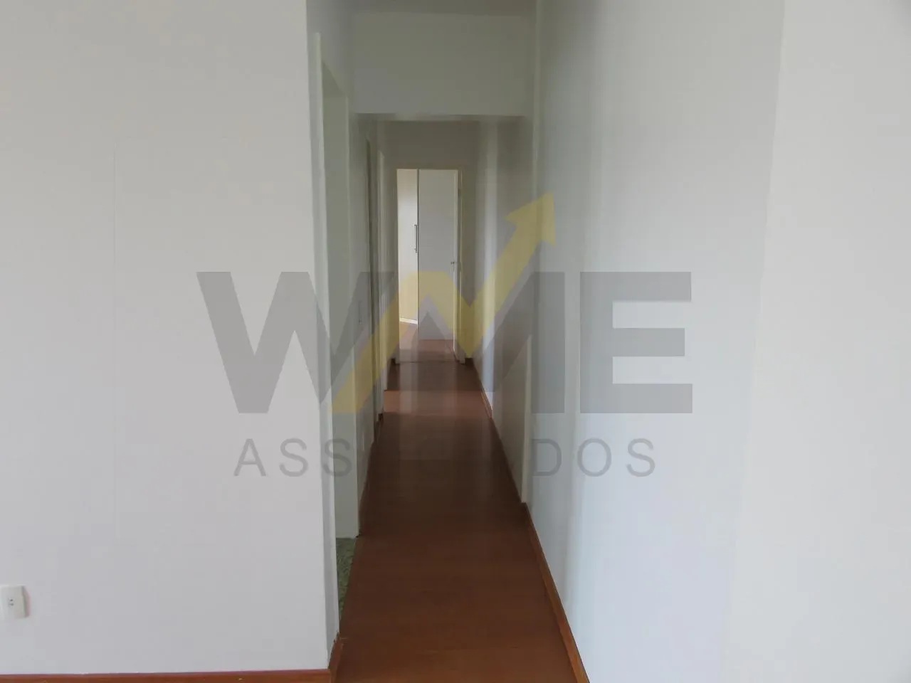 Apartment, 62 m², with wood or laminate floors — photo 10