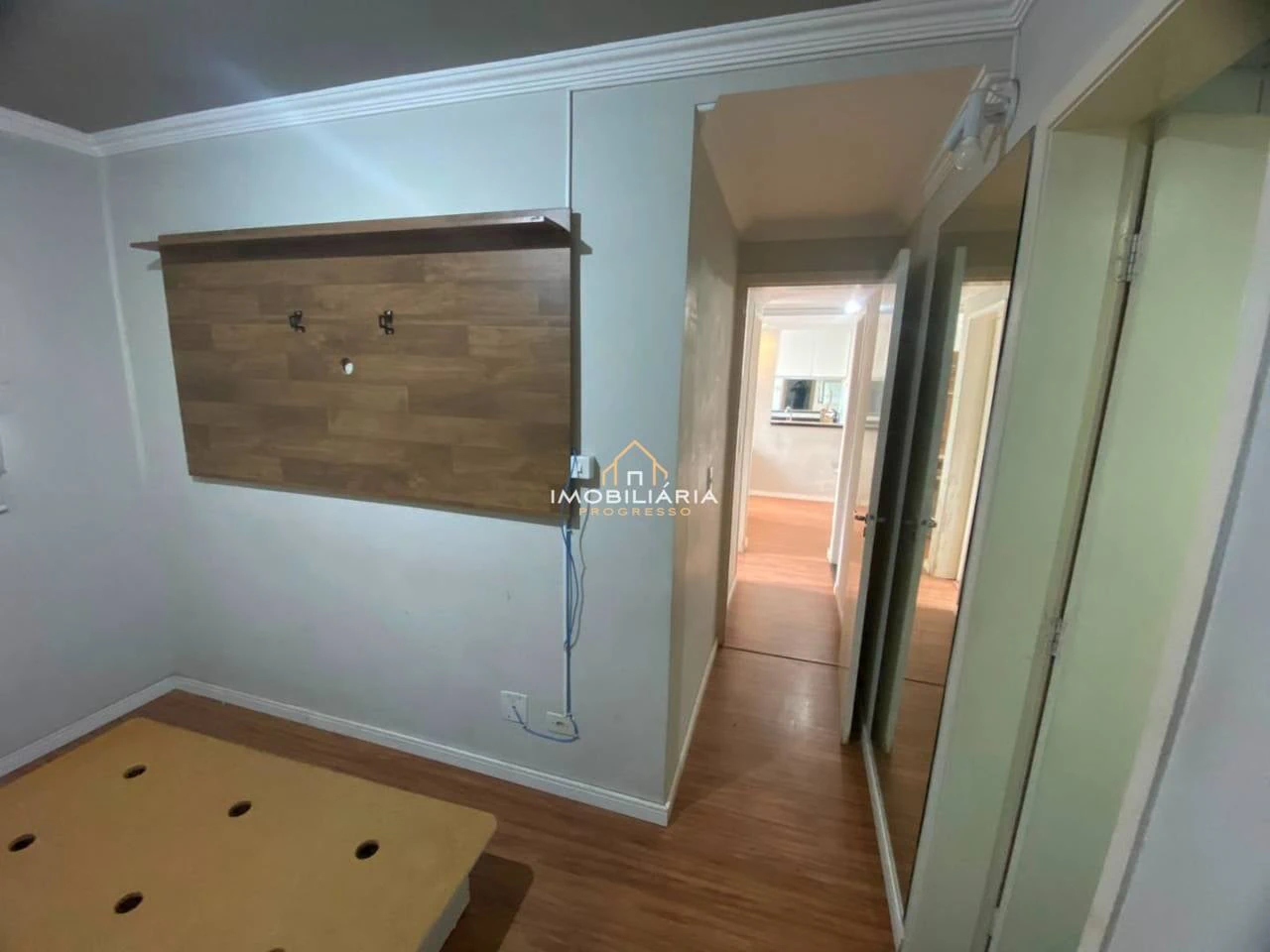 Furnished 2-bedroom apartment with 2 bathrooms — photo 13