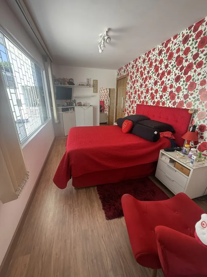 Furnished house, 300 m², with a bathtub — photo 33