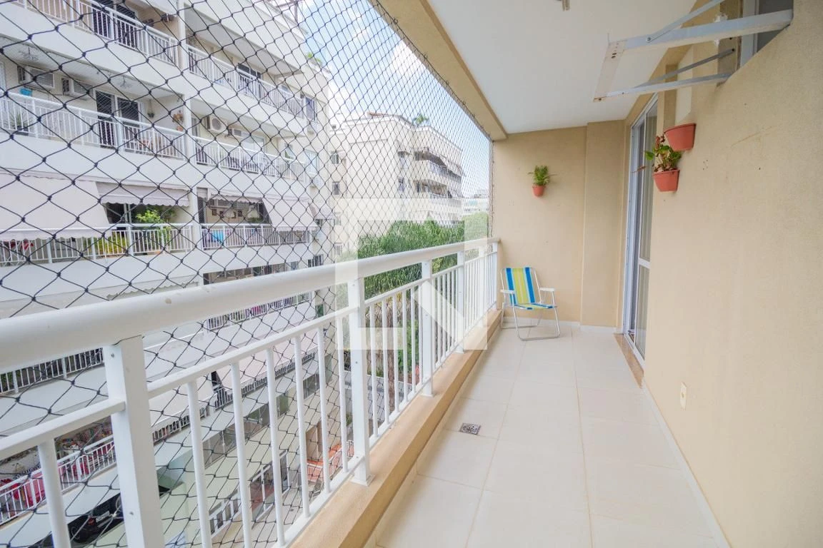 Furnished apartment with 2 bedrooms and a balcony — photo 37