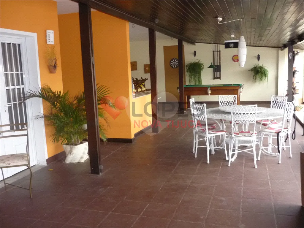 400 m² duplex penthouse with 5 bedrooms and terrace — photo 51