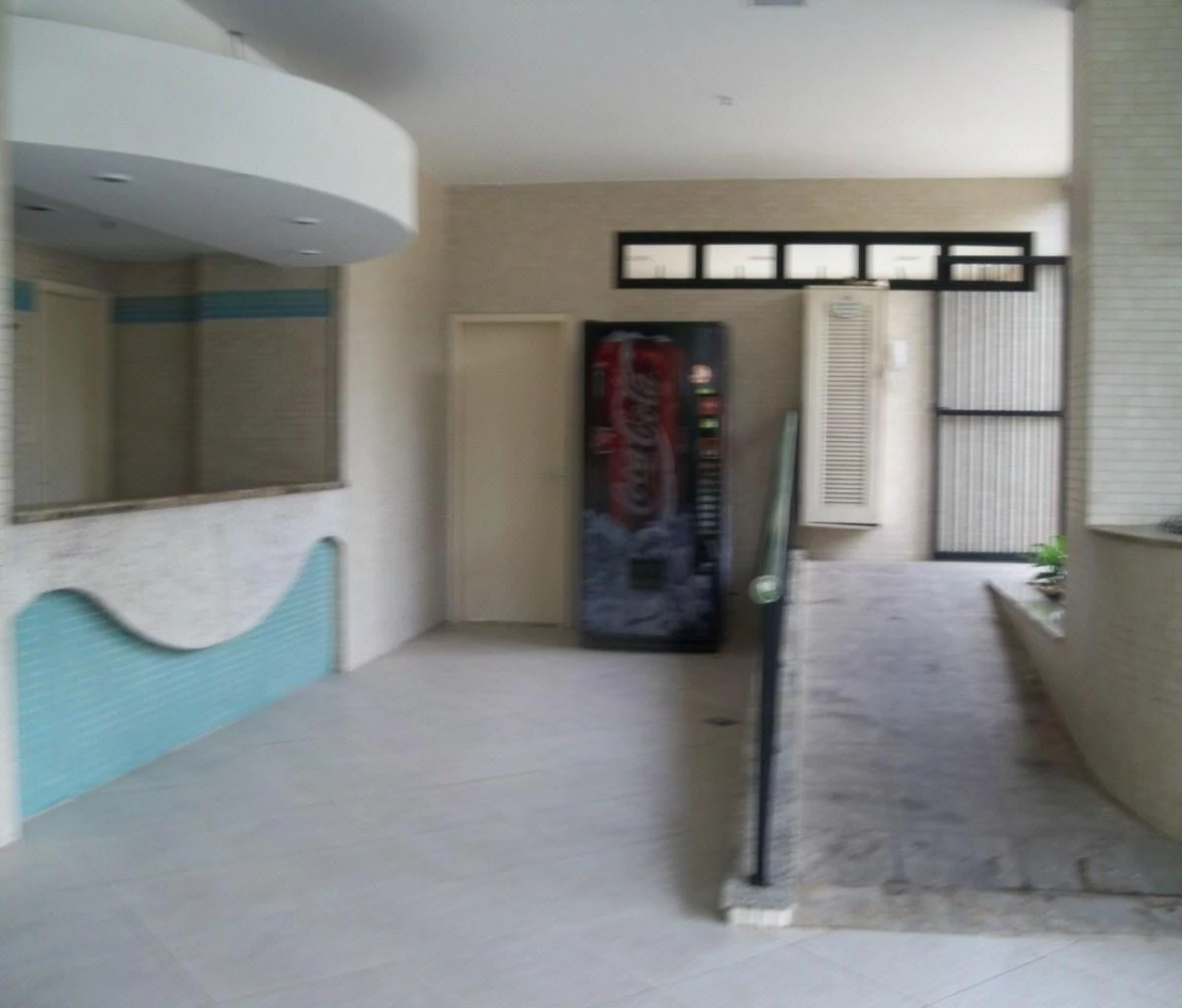 Apartamento sem mobília com 4 quartos e 3 banheiros — photo 29