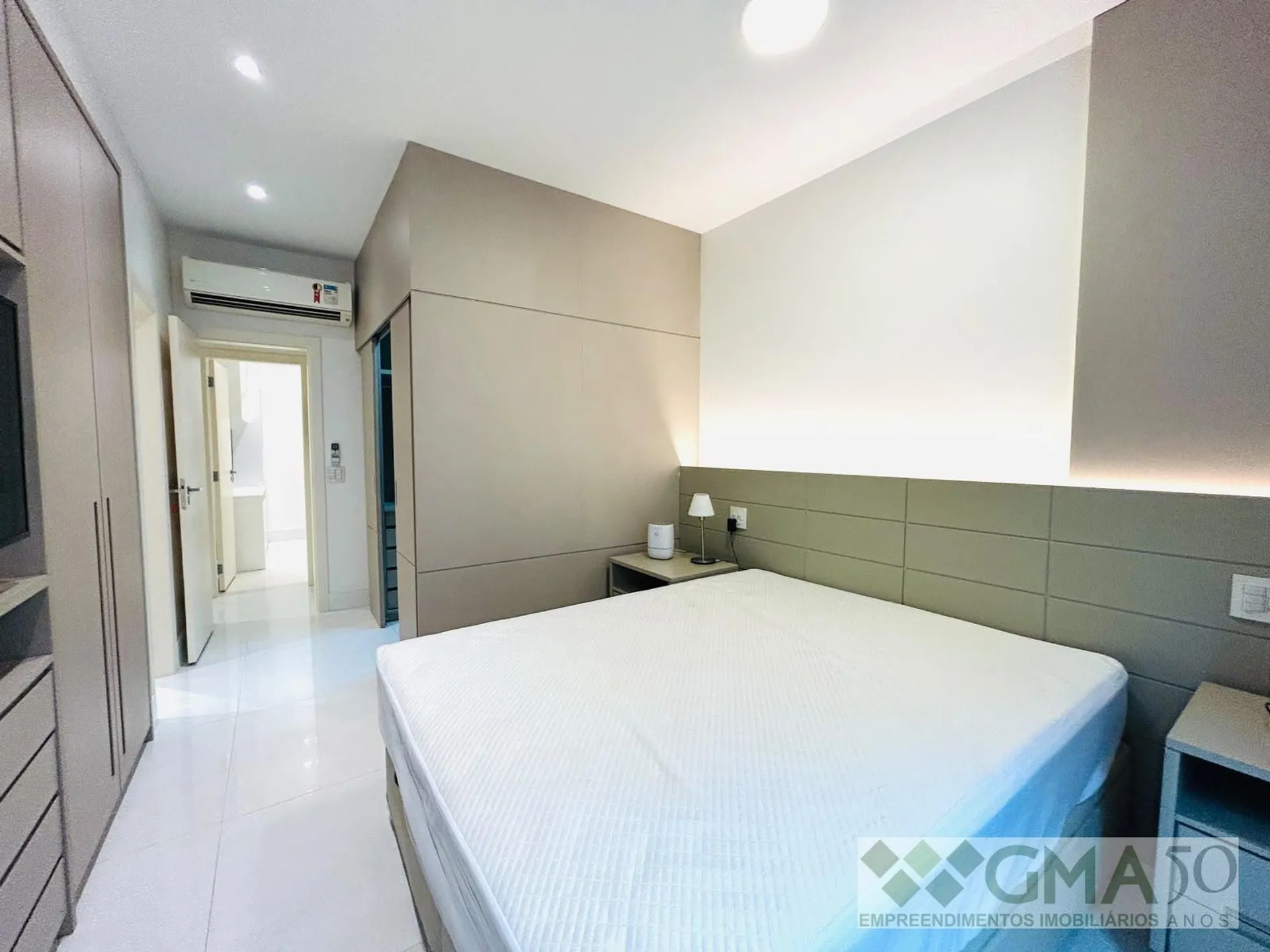 Washing machine in a 3-bedroom apartment, 130 m² — photo 9