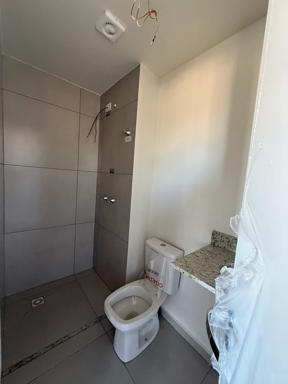 Wood or laminate floors in a 2-bedroom apartment, 53 m² — photo 11