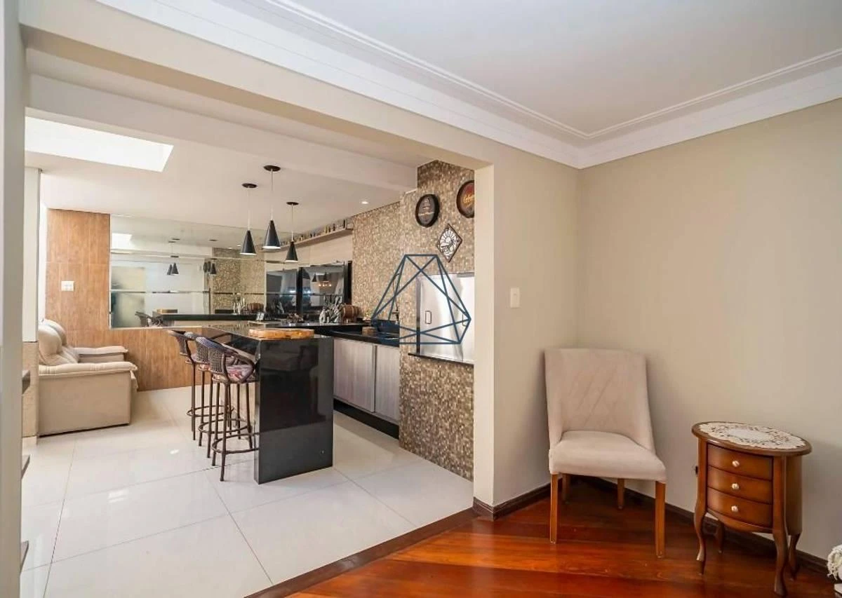 Washing machine in a 4-bedroom house, 210 m² — photo 2