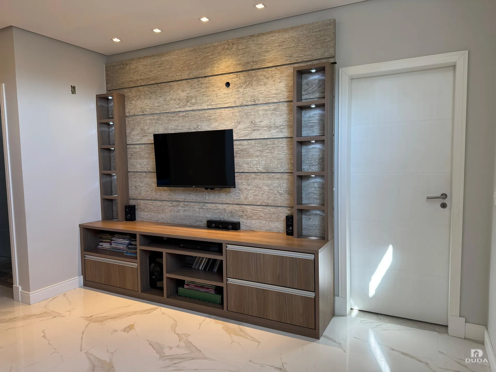 Меблированный дом с 5 спальнями и 543 м² — photo 34