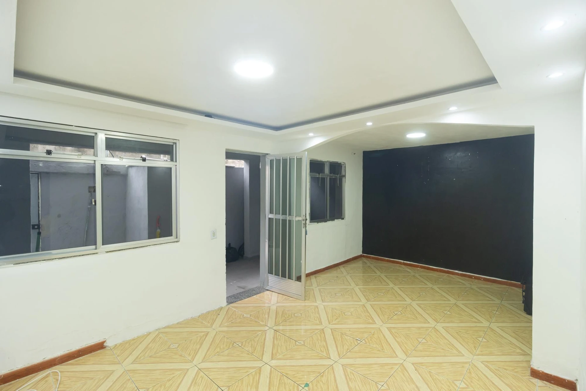 House for rent with 1 bedroom, separate kitchen and balcony — photo 7