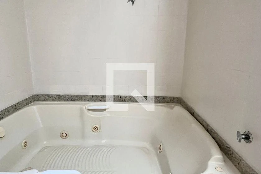 Furnished apartment, 50 m², with a washing machine — photo 32