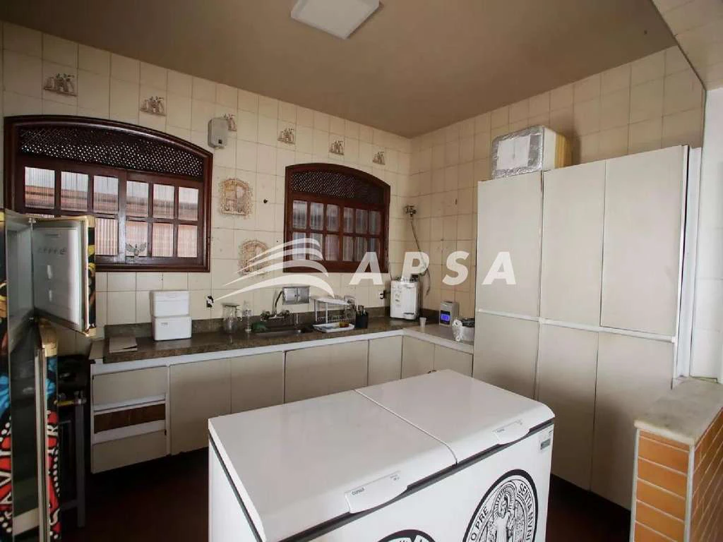 Duplex house with 4 bedrooms, 5 baths and a gas stove — photo 7