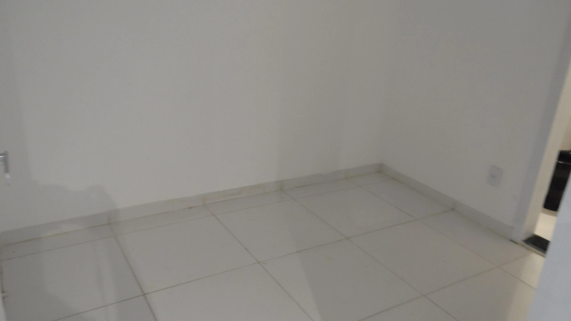 Casa de 384 m² com janelas do piso ao teto e varanda gourmet — photo 142