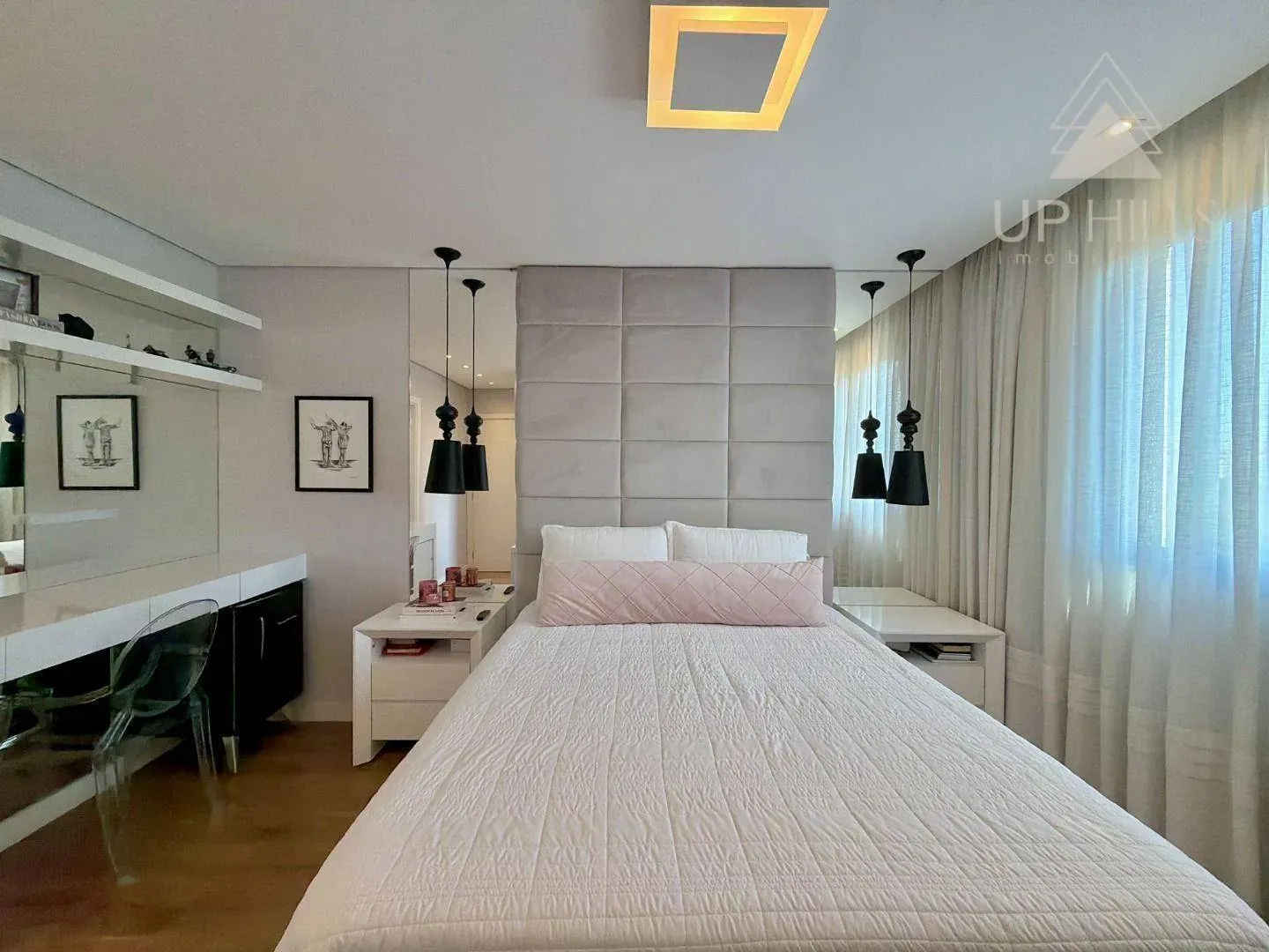 Apartment on the 4th floor with floor-to-ceiling windows — photo 25