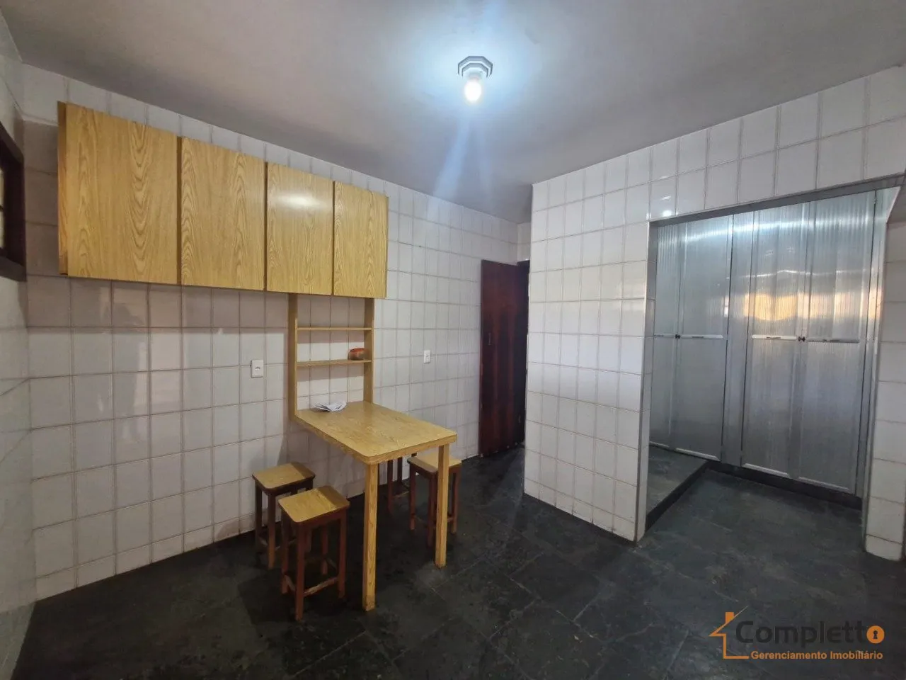 Casa de 220 m² con balcón gourmet y bañera — photo 25