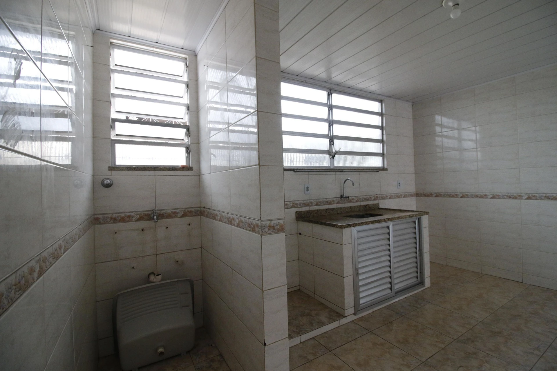 3-bedroom house, 1 with its own bathroom, 110 m² — photo 11