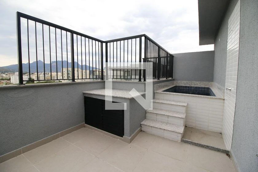 2-bedroom apartment in a building with a pool — photo 21