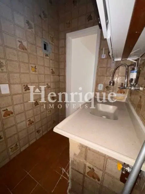 Studio, 36 m², with wood or laminate floors — photo 18