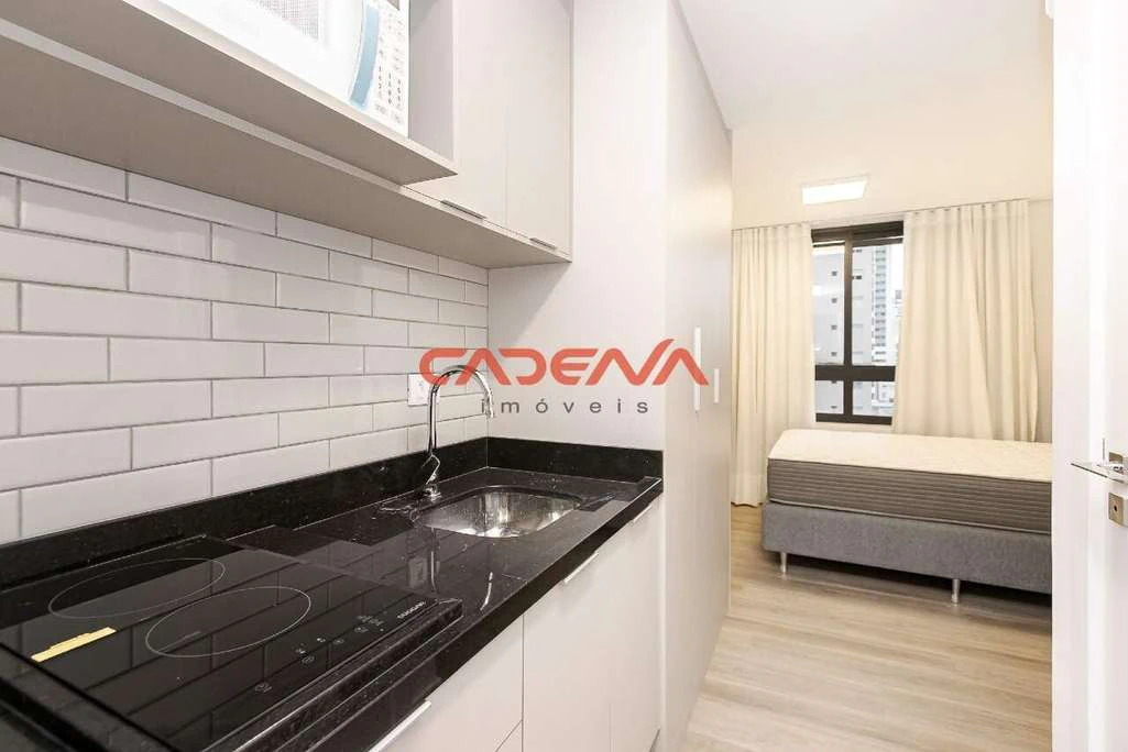 Estudio de 26 m² con 1 dormitorio y cocina compacta — photo 2