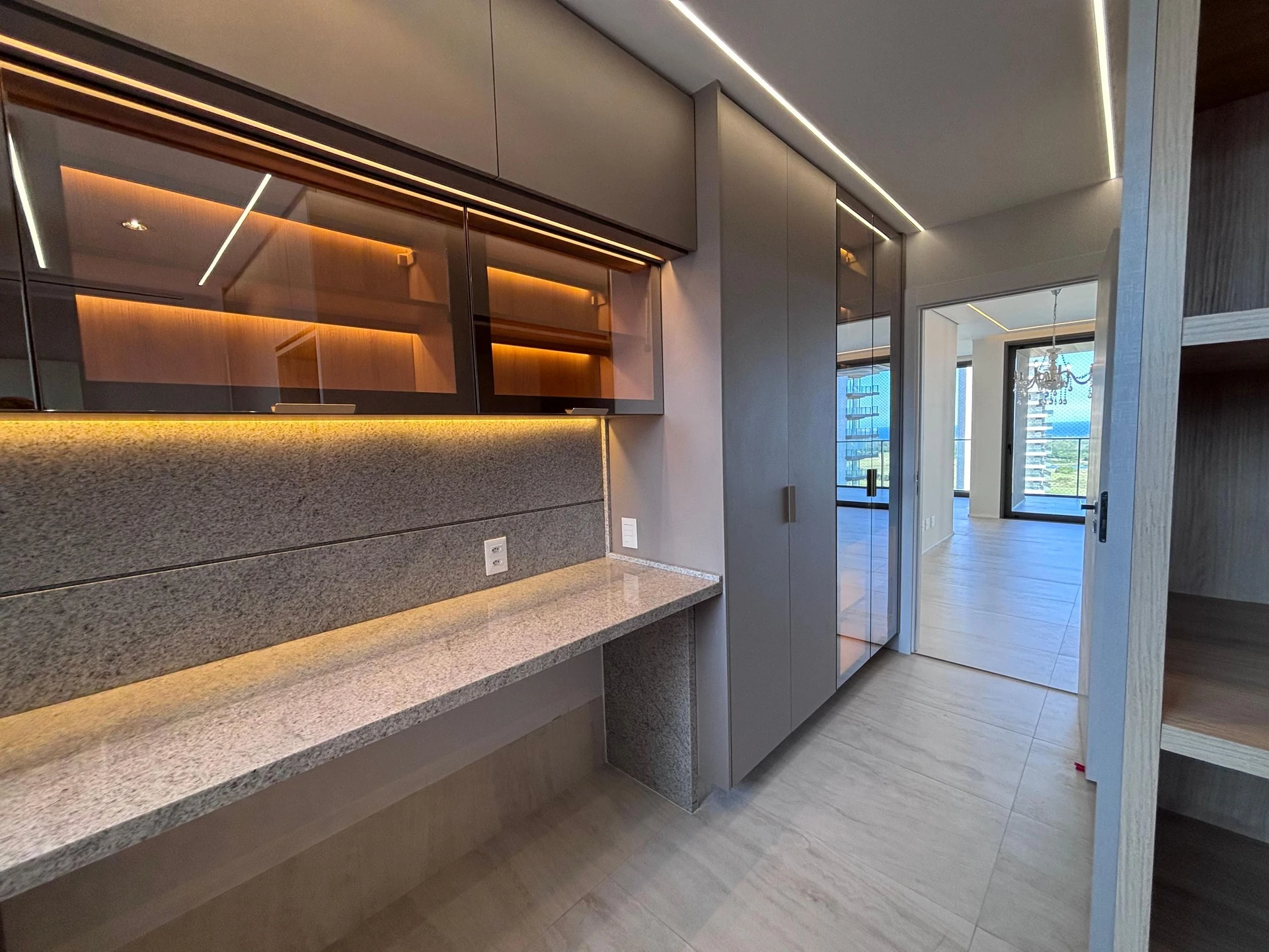 Apartamento com 4 suítes e varanda, 3 vagas — photo 88