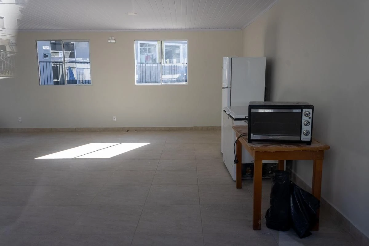 2-bedroom apartment with a grill on the balcony — photo 7