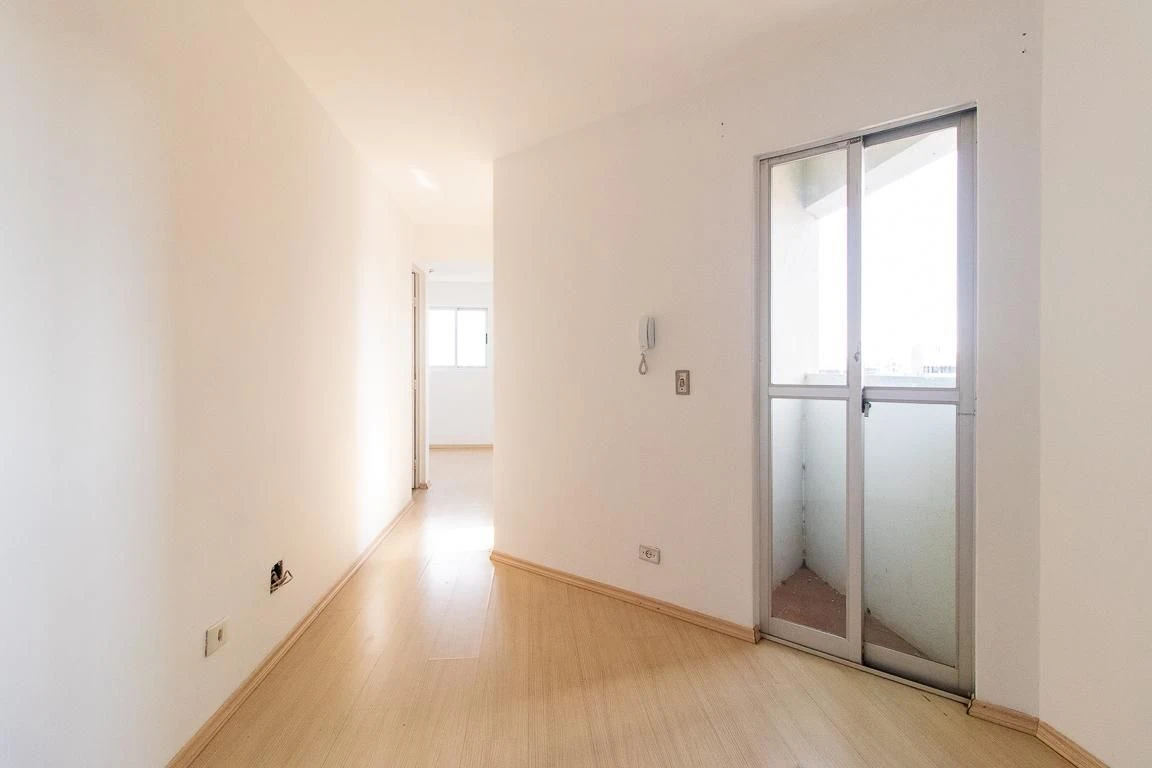 Apartment, 32 m², with wood or laminate floors — photo 15