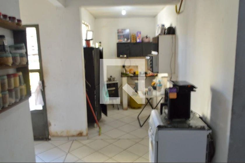 Apartamento de 28 m² com 1 quarto e sem vaga