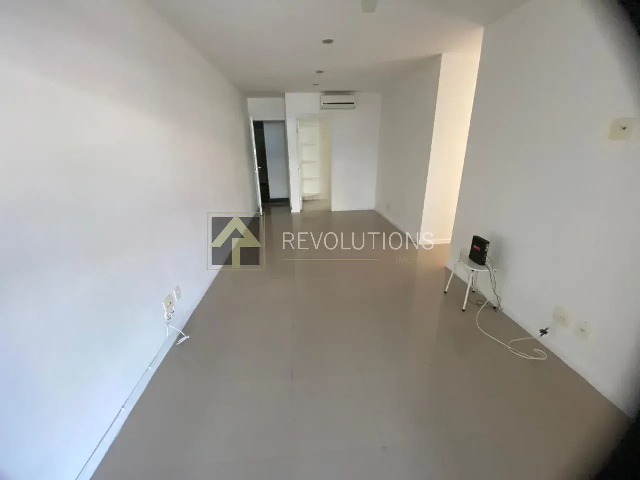 Apartment with 3 bedrooms and 3 bathrooms, enclosed kitchen — photo 6