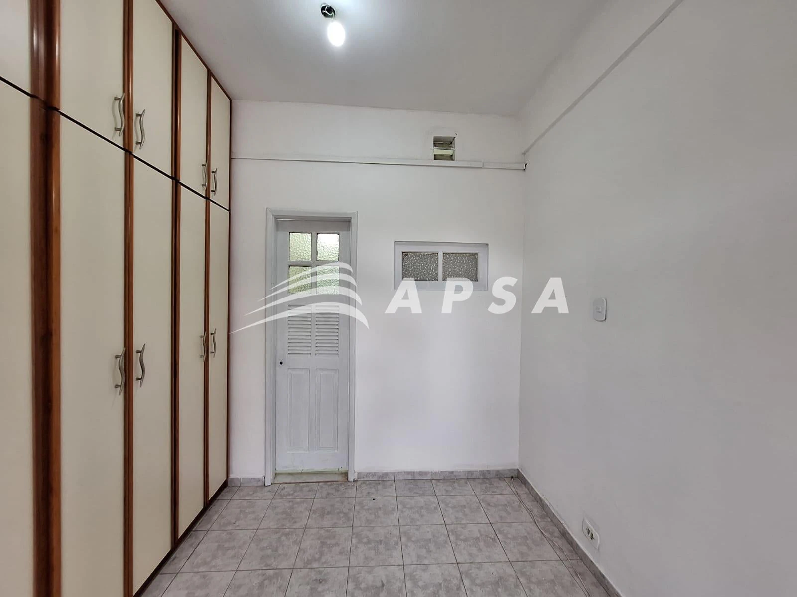 35 m² unfurnished apartment with 1 bedroom and enclosed balcony — photo 11