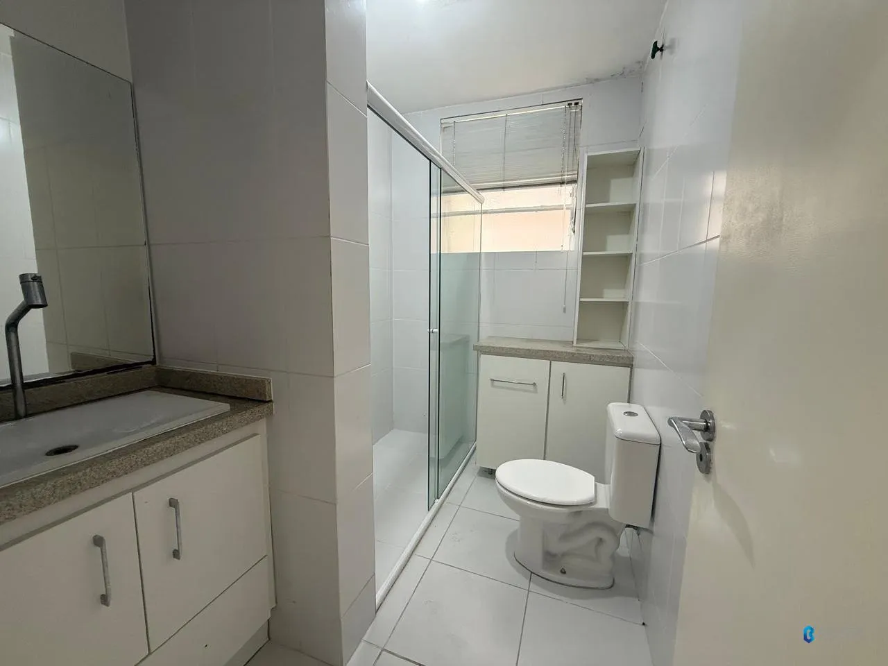 3-bedroom apartment with a washing machine — photo 13