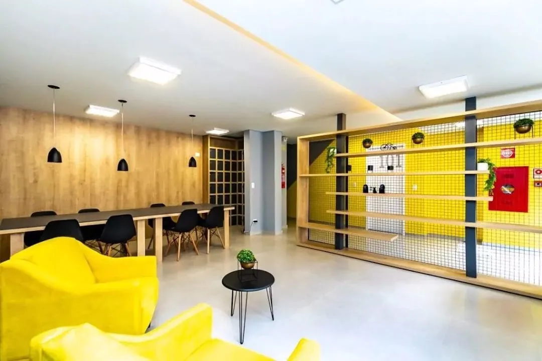 1-bedroom apartment with open-plan kitchen, 50 m² — photo 17