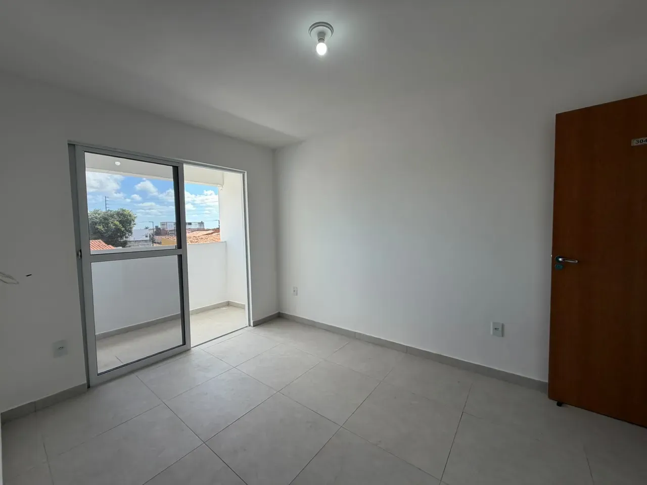 55 m² apartment with 2 bedrooms and a balcony — photo 7