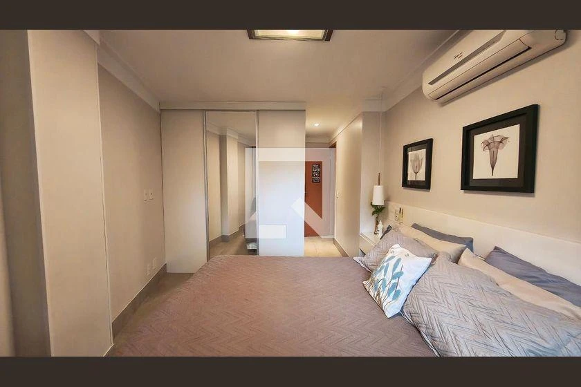 Furnished apartment, 160 m², with a glass-enclosed balcony — photo 11