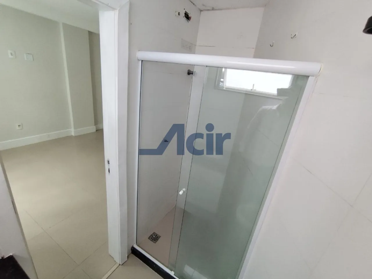 Apartamento de 2 quartos em condomínio com academia — photo 15