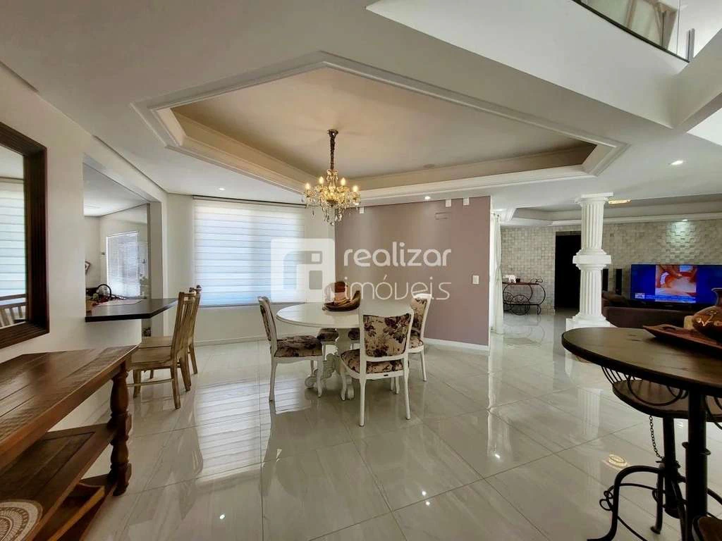 House with 4 suites, open-plan kitchen and 5 parking — photo 2