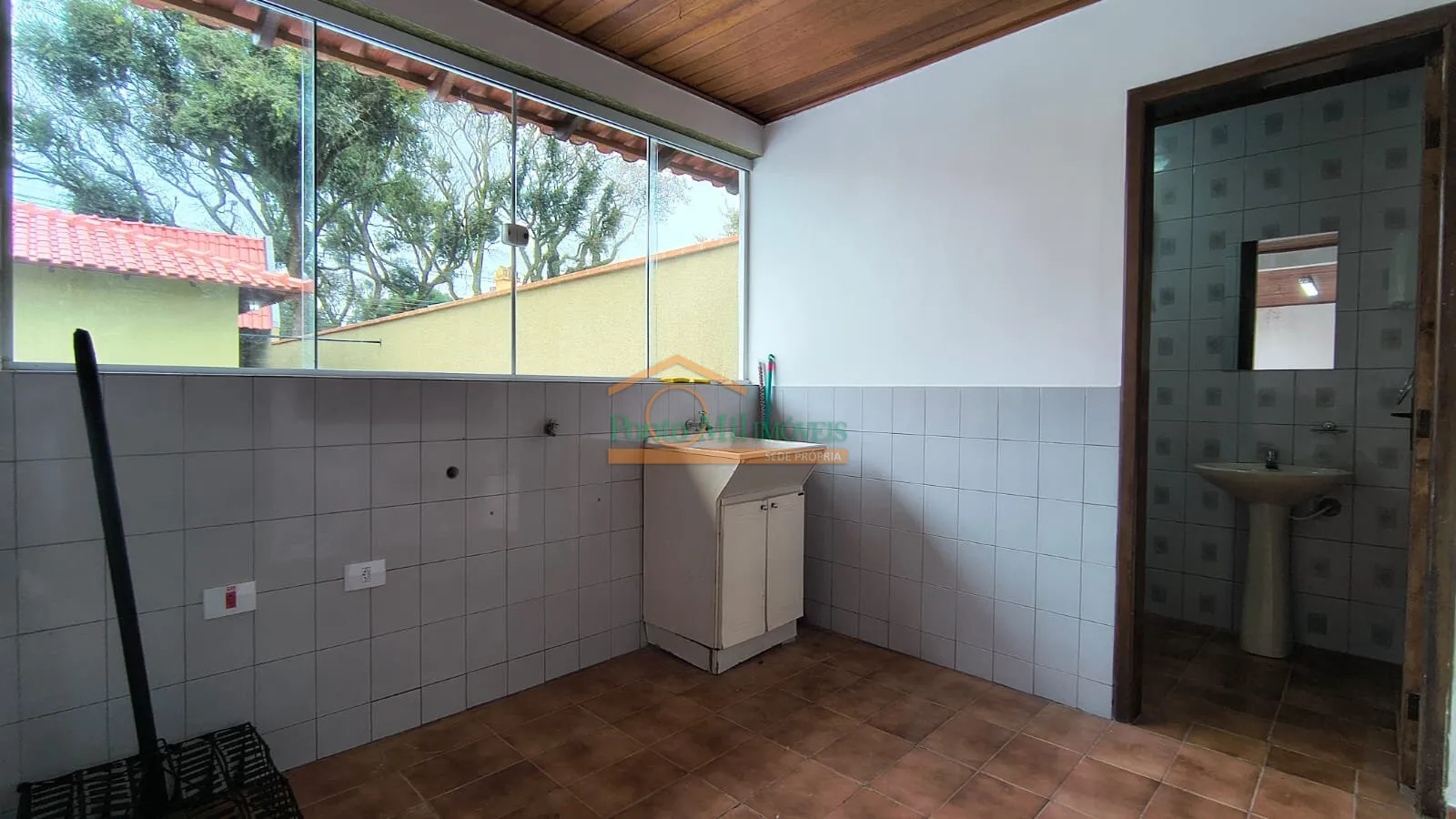 Casa com 3 quartos e 261 m² com churrasqueira privativa — photo 33