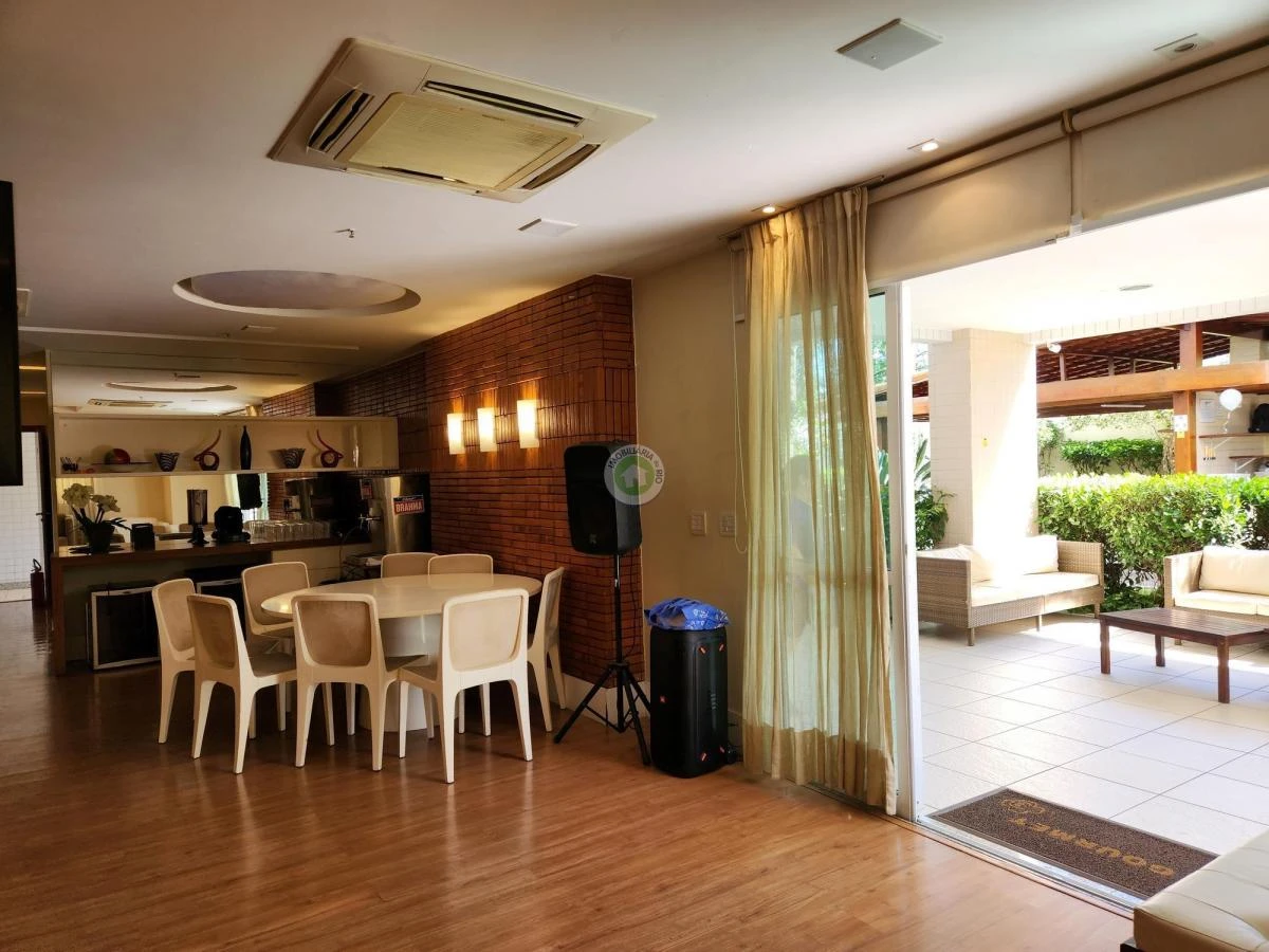 68 m² apartment with 2 bedrooms and a balcony — photo 3