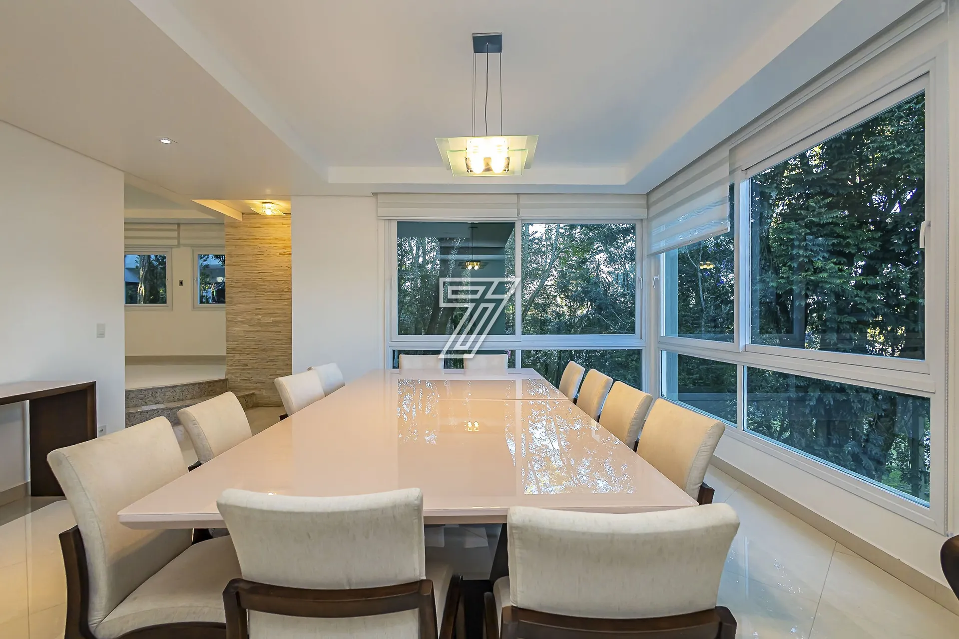 Casa para locação com 4 quartos e 3 suítes — photo 3